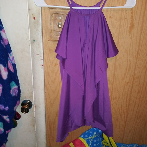 Top - Picture 2 of 3